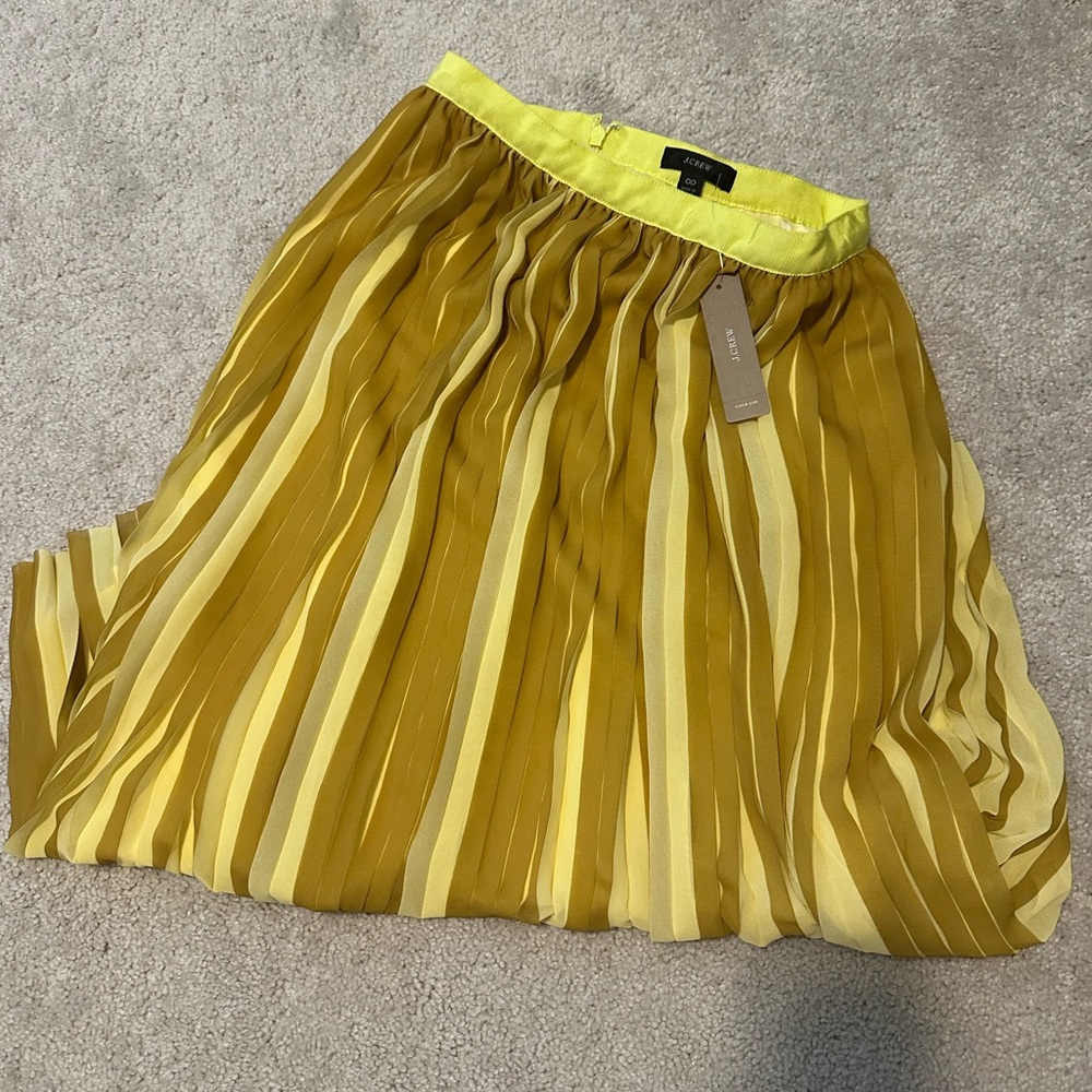 NWT JCrew Pleated Skirt Sunflower 00